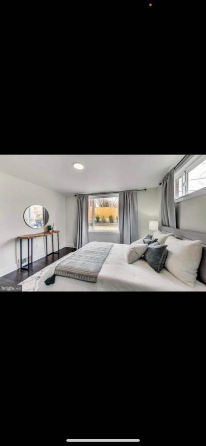 Lovely 1-Bedroom Rental Unit With Free Parking 워싱턴 외부 사진